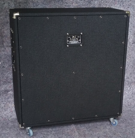 Schröter Amplification 4x12er Box Backside